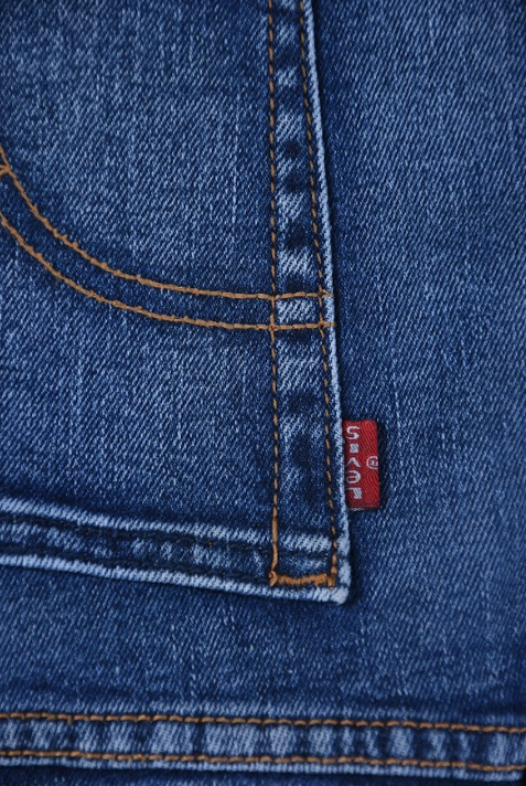 Jean Levi’s Bleu Délavé – Coupe Normale (100 % Coton)