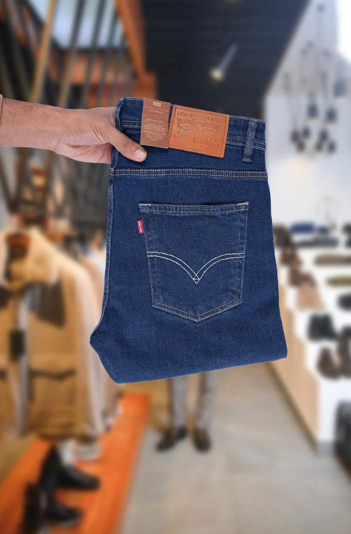 Jean Levi’s Bleu – Coupe Normale 100 % Coton.