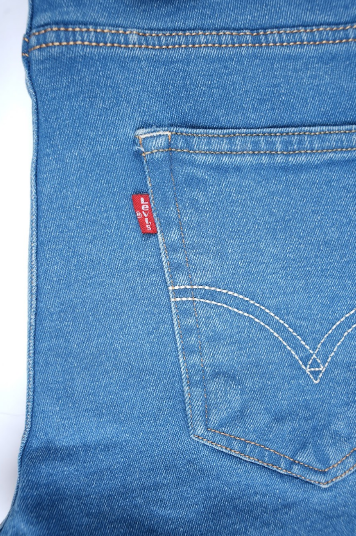 Jean Levi’s – Coupe Normale Bleu Sky (100 % Coton)