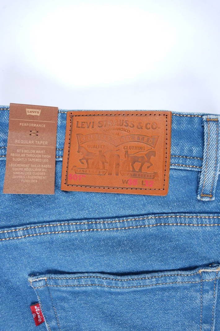 Jean Levi’s – Coupe Normale Bleu Sky (100 % Coton)