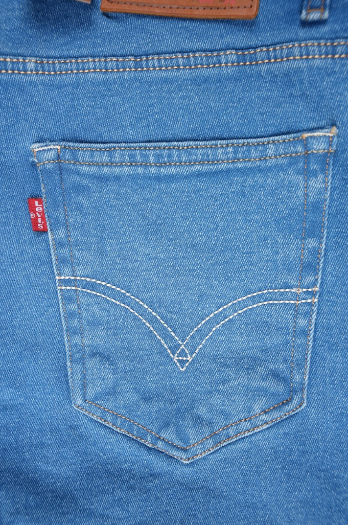 Jean Levi’s – Coupe Normale Bleu Sky (100 % Coton)