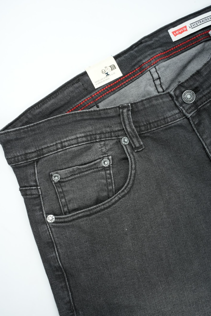 Jean Levi’s Homme Regular Fit – 100% Coton – Coupe Droite Classique