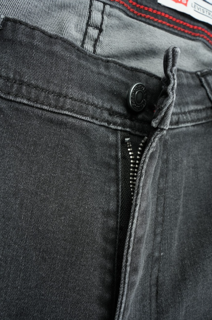 Jean Levi’s Homme Regular Fit – 100% Coton – Coupe Droite Classique