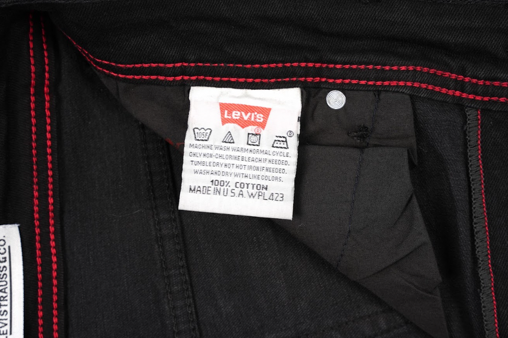 Jean Levi’s Noir Homme – Regular Fit