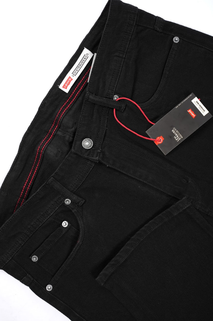 Jean Levi’s Noir Homme – Regular Fit