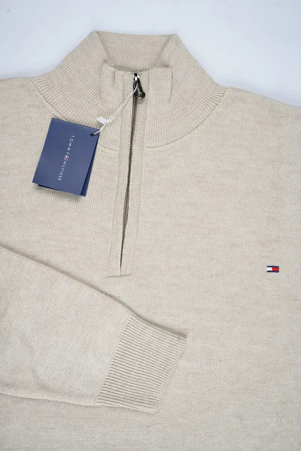 Pull Tommy Hilfiger crème – demi-fermeture zippée