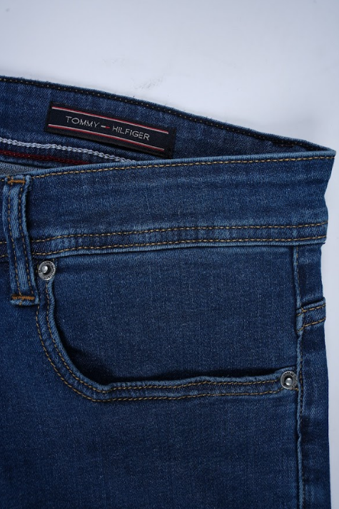 Jean Tommy Bleu – Coupe Normale, Pack Standard.