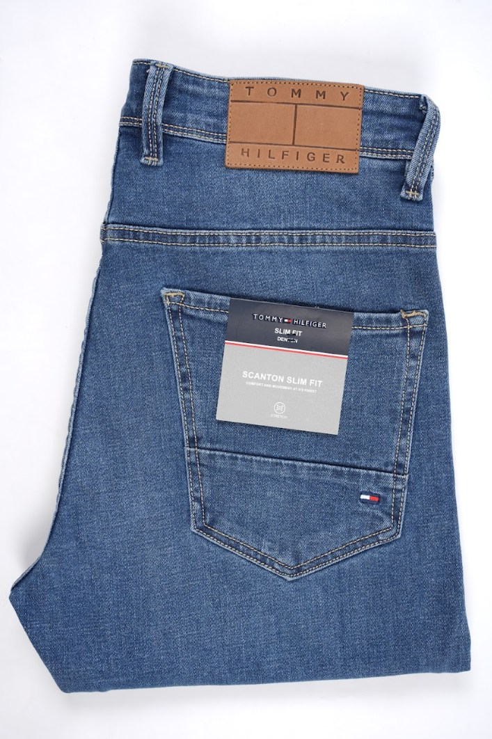 Jean Tommy Hilfiger Bleu Clair – Coupe Droite Regular